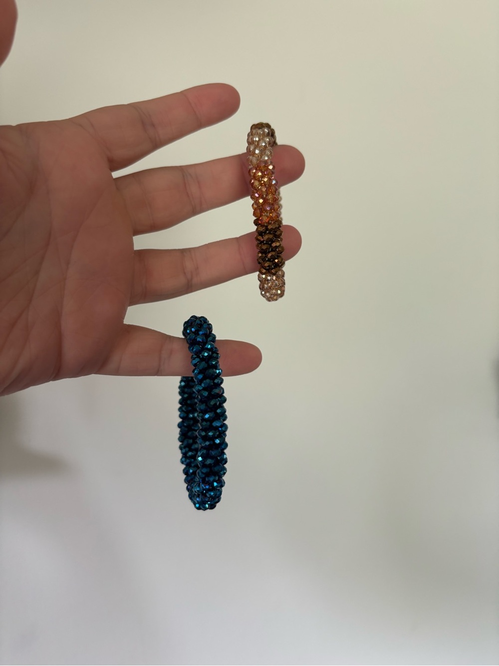 Set of 2 Faceted Beaded Stretch Bracelets